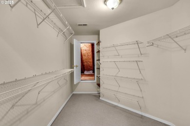 This meticulously maintained 3-bedroom, 2.5-bath home includes a on Pine Crest Golf Course in Washington - for sale on GolfHomes.com, golf home, golf lot