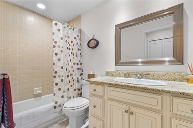 Move right into to this light and airy Carriedale cottage. A on Fiddlesticks Country Club in Florida - for sale on GolfHomes.com, golf home, golf lot