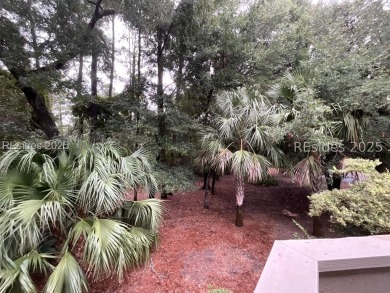 This is the most special St. Andrews Villa end unit to be sold on Palmetto Dunes Golf Course and Resort in South Carolina - for sale on GolfHomes.com, golf home, golf lot