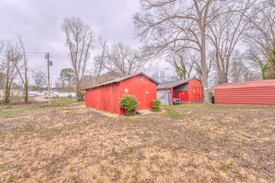 Spacious All-Brick Home on Double Lot in McCulley Subdivision on Dalton Golf and Country Club in Georgia - for sale on GolfHomes.com, golf home, golf lot