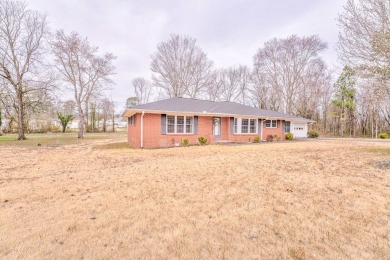 Spacious All-Brick Home on Double Lot in McCulley Subdivision on Dalton Golf and Country Club in Georgia - for sale on GolfHomes.com, golf home, golf lot