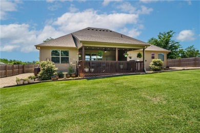 Welcome to 6 Briscoe Lane. This one has so much of what you are on Bella Vista Country Club - Highlands in Arkansas - for sale on GolfHomes.com, golf home, golf lot