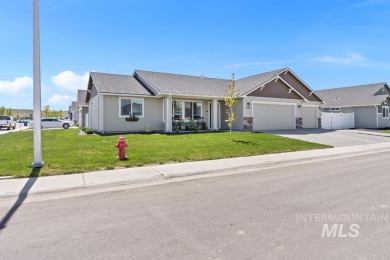 Motivated Sellers offering up to $9000 in seller contribution on Scotch Pines Golf Course in Idaho - for sale on GolfHomes.com, golf home, golf lot