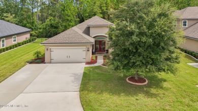 FANTASTIC opportunity to be in Magnolia Point Golf and CC! The on Magnolia Point Golf and Country Club in Florida - for sale on GolfHomes.com, golf home, golf lot