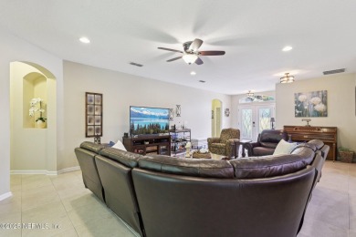 FANTASTIC opportunity to be in Magnolia Point Golf and CC! The on Magnolia Point Golf and Country Club in Florida - for sale on GolfHomes.com, golf home, golf lot
