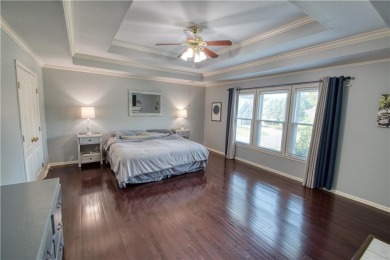 Location Location Location - You Will Love Living in Lakewood!!! on Lakewood Oaks Golf Club, Ltd. in Missouri - for sale on GolfHomes.com, golf home, golf lot