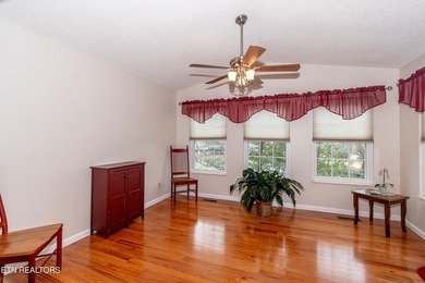 This IMMACULATE 3-bedroom, 2.5-bath brick condo offers over 2500 on Royal Oaks Golf Club in Tennessee - for sale on GolfHomes.com, golf home, golf lot