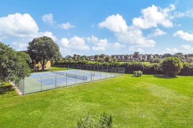 Move-in-ready 2-bed, 2-bath condo. Enjoy the benefits of a on Boca Dunes Golf and Country Club in Florida - for sale on GolfHomes.com, golf home, golf lot