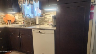 55+Community. Looking for a home with nothing to do but unpack on Keswick Village Golf Course in New Jersey - for sale on GolfHomes.com, golf home, golf lot