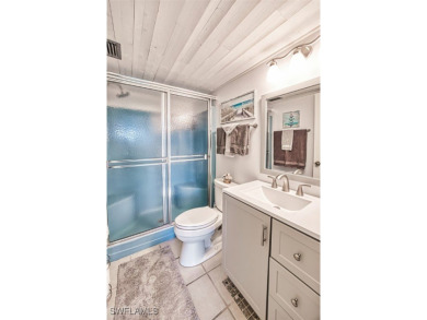 Unpack and move right in to this beautifully updated 2 bedroom 2 on Seven Lakes Golf and Tennis Community in Florida - for sale on GolfHomes.com, golf home, golf lot