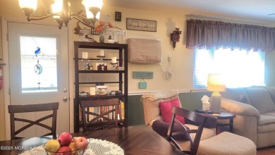 55+Community. Looking for a home with nothing to do but unpack on Keswick Village Golf Course in New Jersey - for sale on GolfHomes.com, golf home, golf lot
