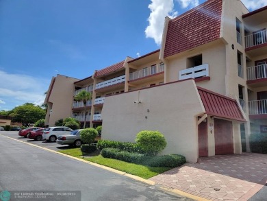 Experience Florida living in this spacious, bright unit located on Oriole Golf and Tennis Club in Florida - for sale on GolfHomes.com, golf home, golf lot