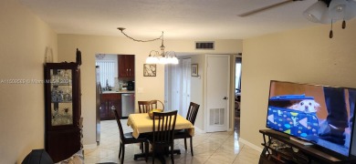 Updated 2 bed 2 bath in Sunrise Lakes Solid Wood Cherry Shaker on Sunrise Lakes Phase III in Florida - for sale on GolfHomes.com, golf home, golf lot