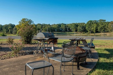 A part of the Diamondhead Community this 2/2 condo has covered on Diamondhead Golf and Country Club in Arkansas - for sale on GolfHomes.com, golf home, golf lot