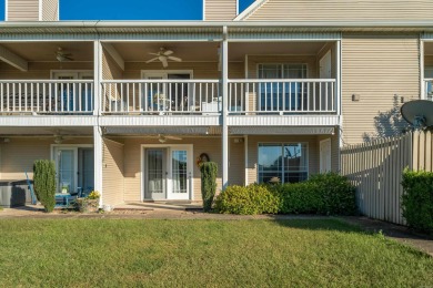 A part of the Diamondhead Community this 2/2 condo has covered on Diamondhead Golf and Country Club in Arkansas - for sale on GolfHomes.com, golf home, golf lot