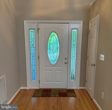 **Immaculate and spacious three-bedroom, two-bath rambler on Lake Of The Woods Golf Course in Virginia - for sale on GolfHomes.com, golf home, golf lot
