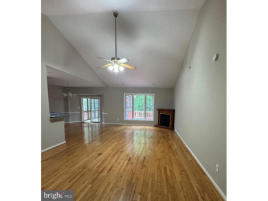**Immaculate and spacious three-bedroom, two-bath rambler on Lake Of The Woods Golf Course in Virginia - for sale on GolfHomes.com, golf home, golf lot