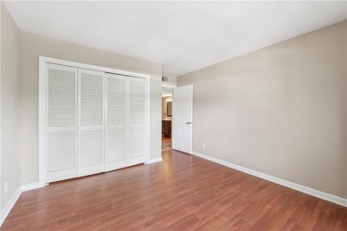 Remodeled 2BR/2BA One-Level Condo in Gated Cross Creek - on Cross Creek Golf Course in Georgia - for sale on GolfHomes.com, golf home, golf lot