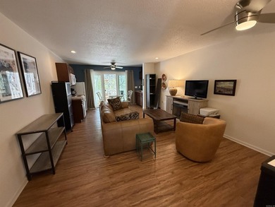 UNIQUE & UPDATED FEATURES just might be what you need!!!  Nice on Mountain Ranch Golf Club in Arkansas - for sale on GolfHomes.com, golf home, golf lot