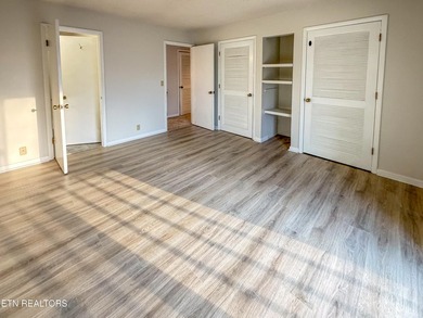 Charming 1,762 sq. ft., 2 bedroom, 3 bath condo ideally located on Lake Tansi Village Country Club in Tennessee - for sale on GolfHomes.com, golf home, golf lot