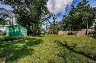 Great 4 bedroom/4 bath Ranch style home located in the desired on St. Petersburg Country Club in Florida - for sale on GolfHomes.com, golf home, golf lot