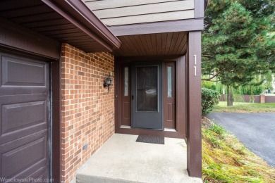 Very impressive townhome with a 2-story vaulted ceiling! on Willow Crest Golf Club in Illinois - for sale on GolfHomes.com, golf home, golf lot