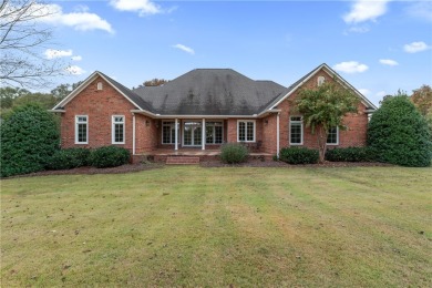 Welcome to 109 Sea Palms Dr in the desirable Cobbs Glen on Cobbs Glen Country Club in South Carolina - for sale on GolfHomes.com, golf home, golf lot