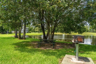 Move-In Ready River Oaks Condo - Fully Furnished!  A rare on River Oaks Golf Plantation  in South Carolina - for sale on GolfHomes.com, golf home, golf lot