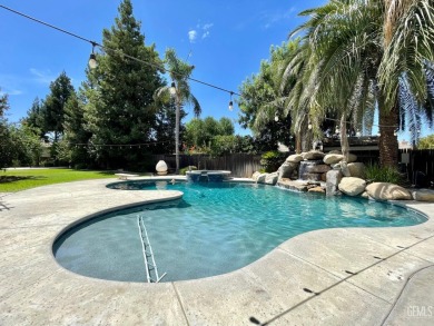 Gorgeous single-story home nestled on a tranquil cul-de-sac on The Links At Riverlakes Ranch in California - for sale on GolfHomes.com, golf home, golf lot