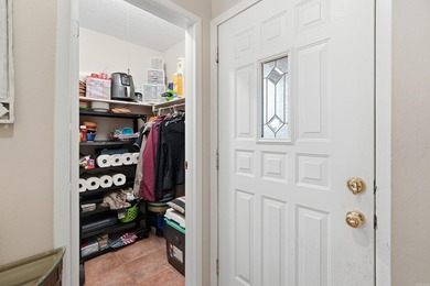 Beautifully updated Lakewood Hills condo in the heart of on Indian Hills Country Club in Arkansas - for sale on GolfHomes.com, golf home, golf lot