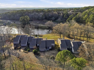 This townhome offers the perfect combination of comfort on Indian Hills Country Club in Arkansas - for sale on GolfHomes.com, golf home, golf lot