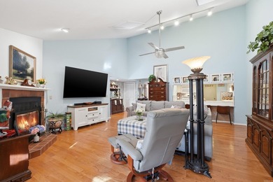 This townhome offers the perfect combination of comfort on Indian Hills Country Club in Arkansas - for sale on GolfHomes.com, golf home, golf lot