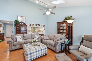 This townhome offers the perfect combination of comfort on Indian Hills Country Club in Arkansas - for sale on GolfHomes.com, golf home, golf lot