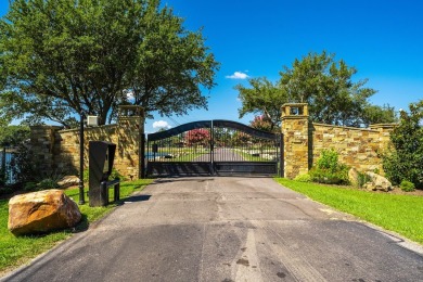 Build your dream home in this exclusive gated community on a on Pinnacle Golf and Boat Club in Texas - for sale on GolfHomes.com, golf home, golf lot