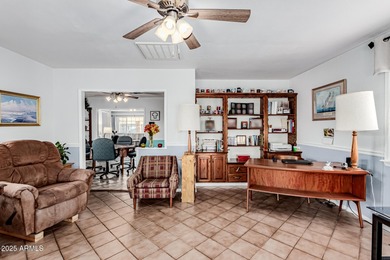 ***FREE SOLAR!!!...SINGLE STORY...MOVE-IN READY...MINT CONDITION on Sun City Lakes West and East in Arizona - for sale on GolfHomes.com, golf home, golf lot