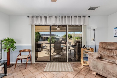 ***FREE SOLAR!!!...SINGLE STORY...MOVE-IN READY...MINT CONDITION on Sun City Lakes West and East in Arizona - for sale on GolfHomes.com, golf home, golf lot