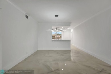 Stunning Corner Unit in Wynmoor! ALL appliances are NEW. NO on Wynmoor Golf Course in Florida - for sale on GolfHomes.com, golf home, golf lot