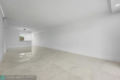Stunning Corner Unit in Wynmoor! ALL appliances are NEW. NO on Wynmoor Golf Course in Florida - for sale on GolfHomes.com, golf home, golf lot