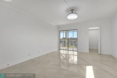 Stunning Corner Unit in Wynmoor! ALL appliances are NEW. NO on Wynmoor Golf Course in Florida - for sale on GolfHomes.com, golf home, golf lot