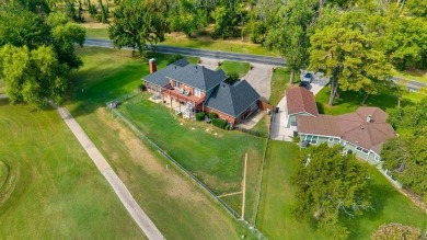 GOLF VIEW, BALCONY, ACROSS FROM WALKING TRAIL! Nestled in the on Lake Kiowa Golf Course in Texas - for sale on GolfHomes.com, golf home, golf lot