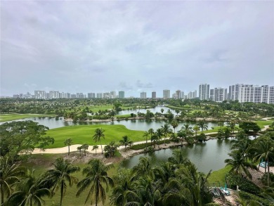 Spectacular 2BD/2BA Condo at Turnberry on the Green - Aventura's on Turnberry Isle Resort and Club in Florida - for sale on GolfHomes.com, golf home, golf lot