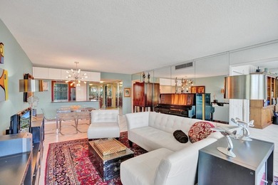 Major Price Reduction! - an incredible opportunity! This on  in Florida - for sale on GolfHomes.com, golf home, golf lot