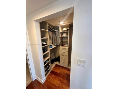 Spectacular 2BD/2BA Condo at Turnberry on the Green - Aventura's on Turnberry Isle Resort and Club in Florida - for sale on GolfHomes.com, golf home, golf lot