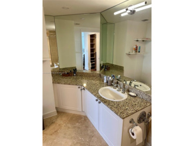 Spectacular 2BD/2BA Condo at Turnberry on the Green - Aventura's on Turnberry Isle Resort and Club in Florida - for sale on GolfHomes.com, golf home, golf lot