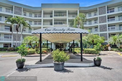 Back on the Market with a Major Price Reduction! Plus, the on Oaks Country Club in Florida - for sale on GolfHomes.com, golf home, golf lot
