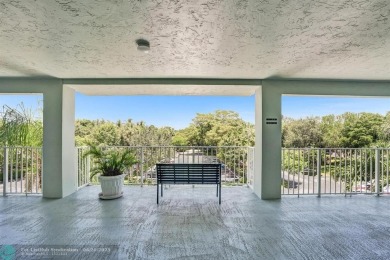 Back on the Market with a Major Price Reduction! Plus, the on Oaks Country Club in Florida - for sale on GolfHomes.com, golf home, golf lot