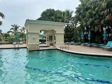 Spectacular 2BD/2BA Condo at Turnberry on the Green - Aventura's on Turnberry Isle Resort and Club in Florida - for sale on GolfHomes.com, golf home, golf lot