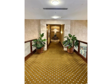 Spectacular 2BD/2BA Condo at Turnberry on the Green - Aventura's on Turnberry Isle Resort and Club in Florida - for sale on GolfHomes.com, golf home, golf lot