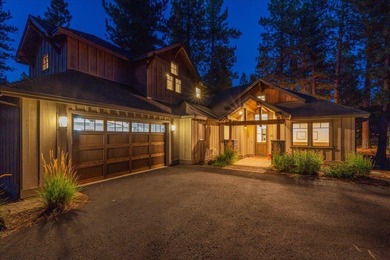 Discover bright modern luxury in Caldera Springs, Sunriver's on Sunriver Caldera Springs Golf Course in Oregon - for sale on GolfHomes.com, golf home, golf lot