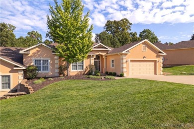 This stunning 3 bedroom, 2.5 bath townhome in Porto Cima has on The Club At Porto Cima in Missouri - for sale on GolfHomes.com, golf home, golf lot